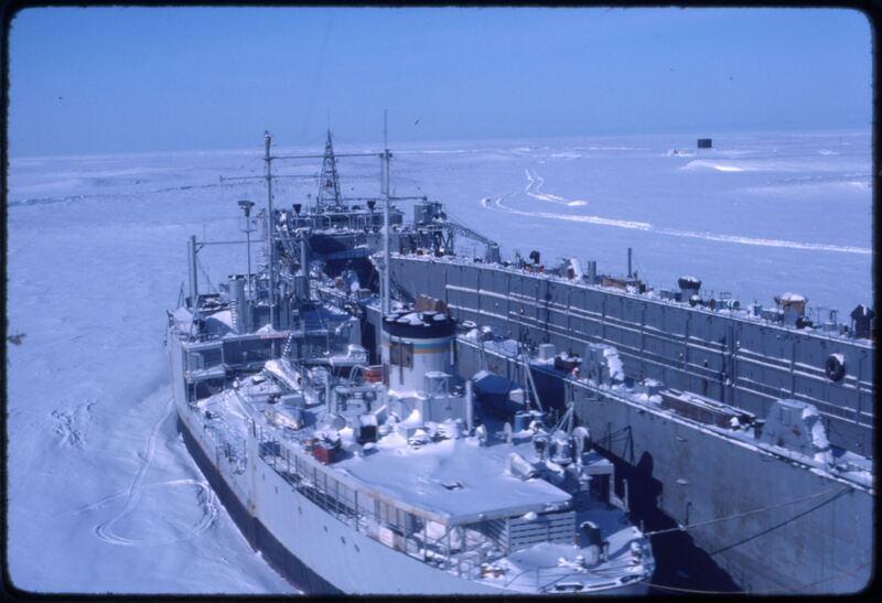 Tuk Harbour USS Pinabog (Apr '76).jpeg