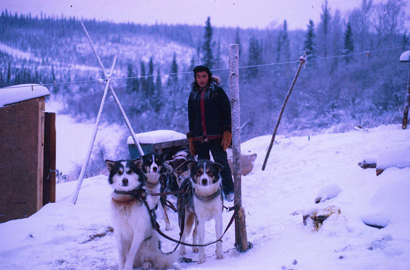 https://arrl-web002.artsrn.ualberta.ca/icrc/ICRC-PDF/Dr. Hunt Photos/Dr. D.E. Hunt photos - Inuvik 1968-69 076.jpg