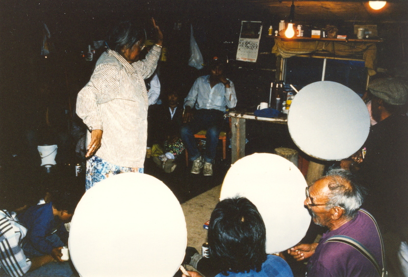 https://arrl-web002.artsrn.ualberta.ca/icrc/201801-upload/Qikiqtaruk - Herschel Island- Cultural Study/Herschel Island Cultural Study- Dora Malegana drum dancing at Shingle Pt- 1990 Yukon Heritage Branch.jpg