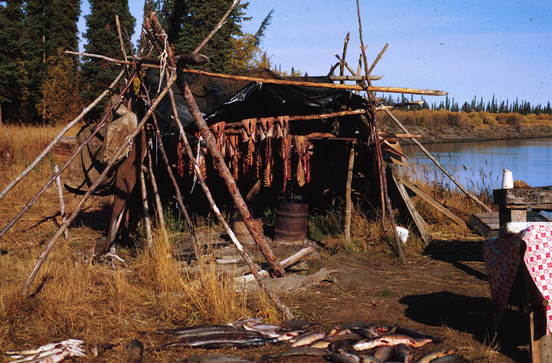 https://arrl-web002.artsrn.ualberta.ca/icrc/ICRC-PDF/Dr. Hunt Photos/Dr. D.E. Hunt photos - Inuvik 1968-69 166.jpg