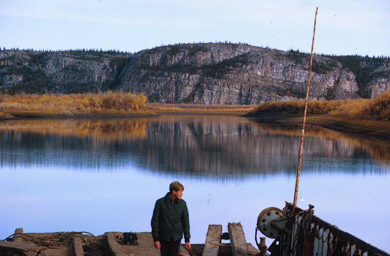 https://arrl-web002.artsrn.ualberta.ca/icrc/ICRC-PDF/Dr. Hunt Photos/Dr. D.E. Hunt photos - Inuvik 1968-69 008.jpg