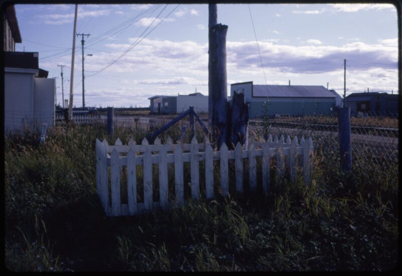 Aklavik Mad Trapper`s Grave (Aug `73).jpeg