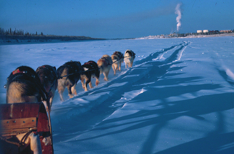 https://arrl-web002.artsrn.ualberta.ca/icrc/ICRC-PDF/Dr. Hunt Photos/Dr. D.E. Hunt photos - Inuvik 1968-69 164.jpg