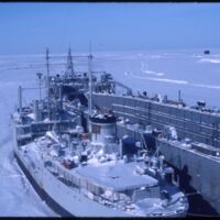 Tuk Harbour USS Pinabog (Apr '76).jpeg