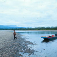 https://arrl-web002.artsrn.ualberta.ca/icrc/ICRC-PDF/Dr. Hunt Photos/Dr. D.E. Hunt photos - Inuvik 1968-69 131.jpg